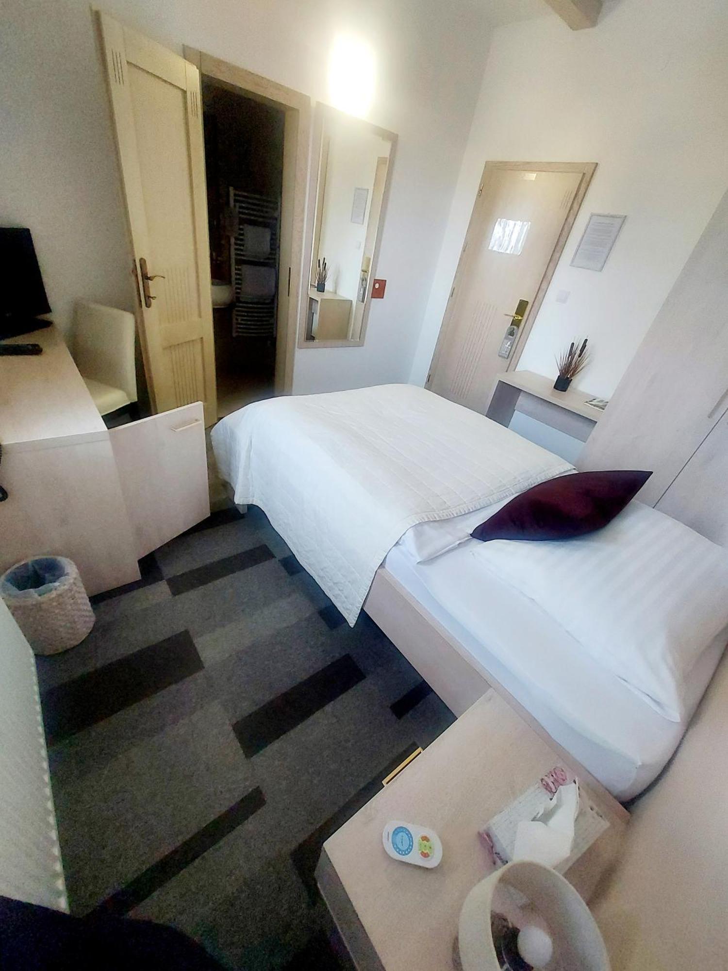 Hotel Slameny Dom & Spa Malá Ida Pokój zdjęcie